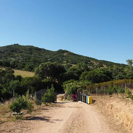 Stazzu Giasti Apartman *