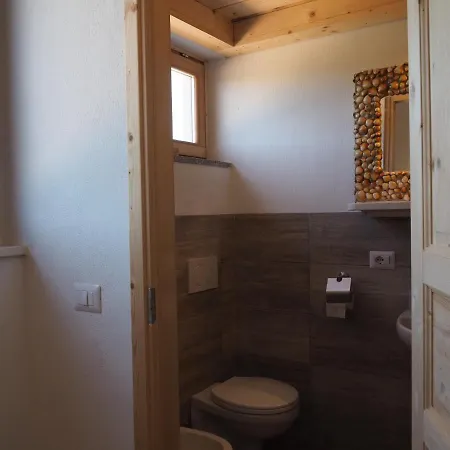 Stazzu Giasti Apartman *
